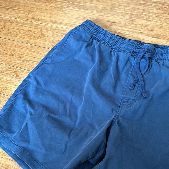 Vans NWT Shorts Size XL - Picture 2 of 7